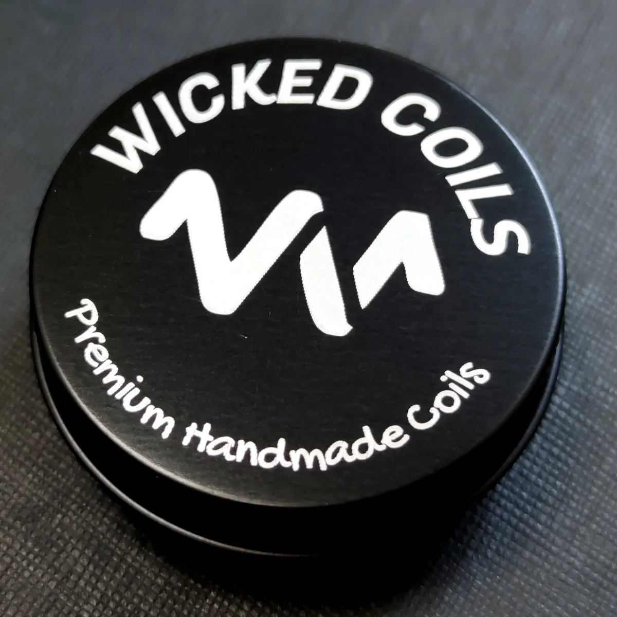 بسته‌بندی ایمن محافظ Wicked Coils